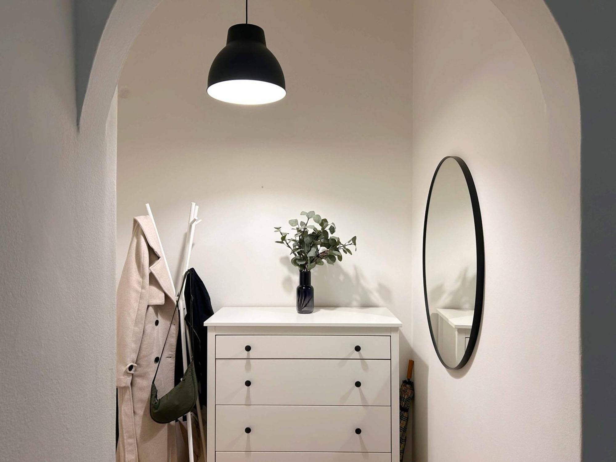 Cozy 1br In Art-filled Area Near Landmarks Апартаменты
