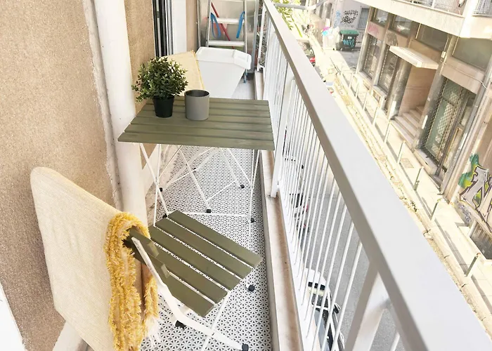 Cozy 1Br Apt In Art-Filled Area Near Athens Landmarks